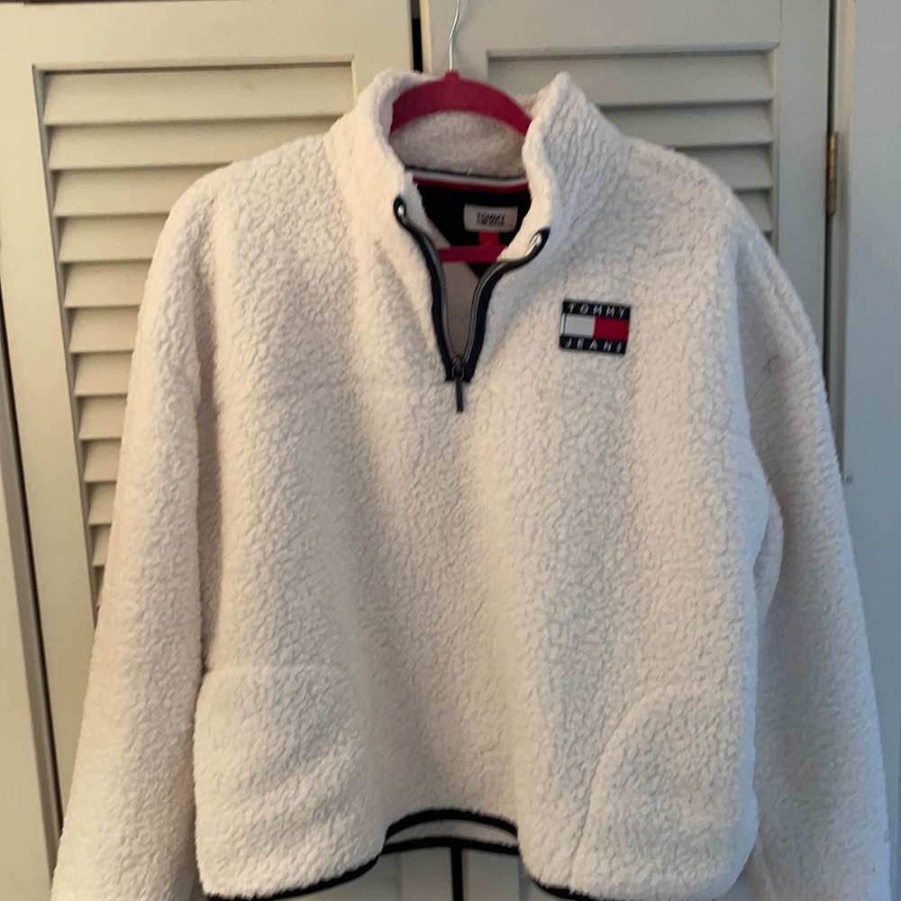 New Tommy Jeans fleece 1/4 zip.